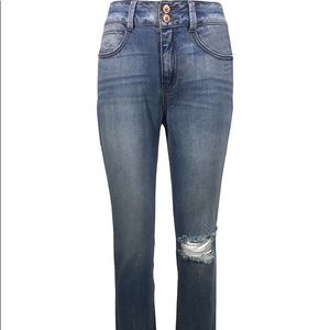 Rewash Juniors' Real Curve Ripped Mom Jean